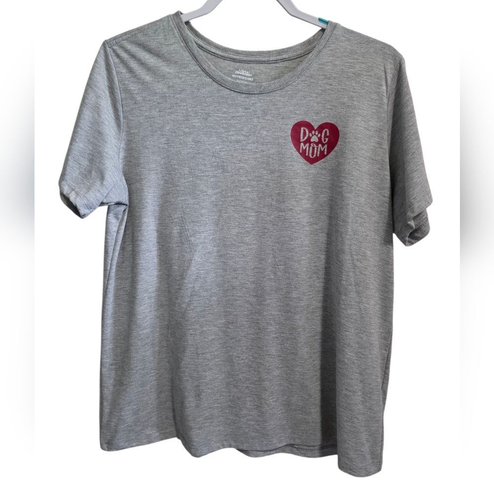 Gray Dog Mom T-Shirt